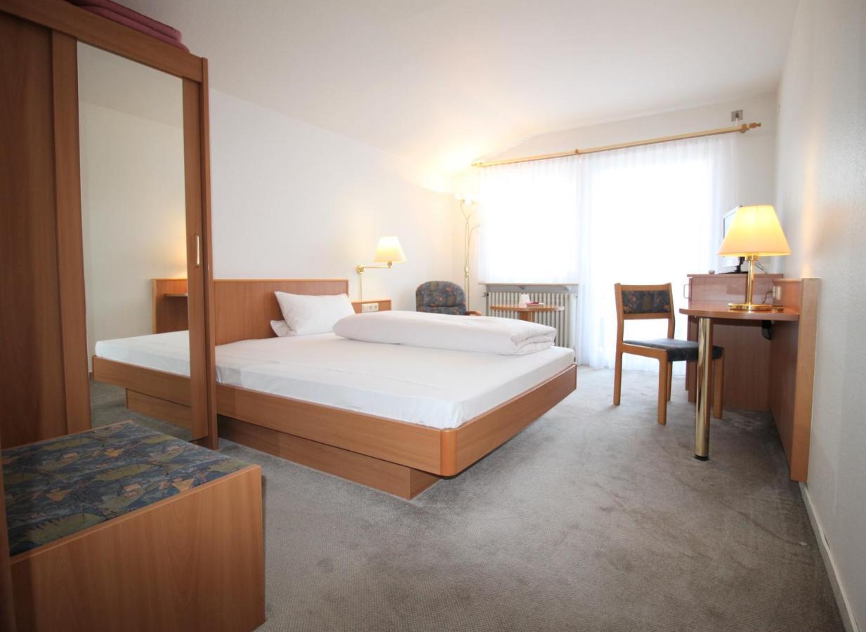 Hotel Garni Eden Meersburg Bagian luar foto