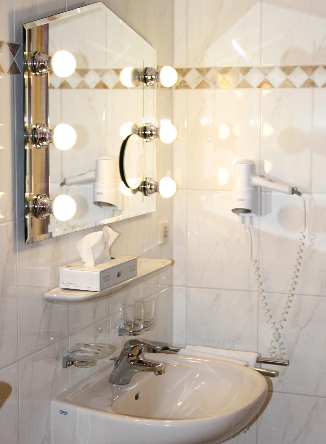 Hotel Garni Eden Meersburg Bagian luar foto